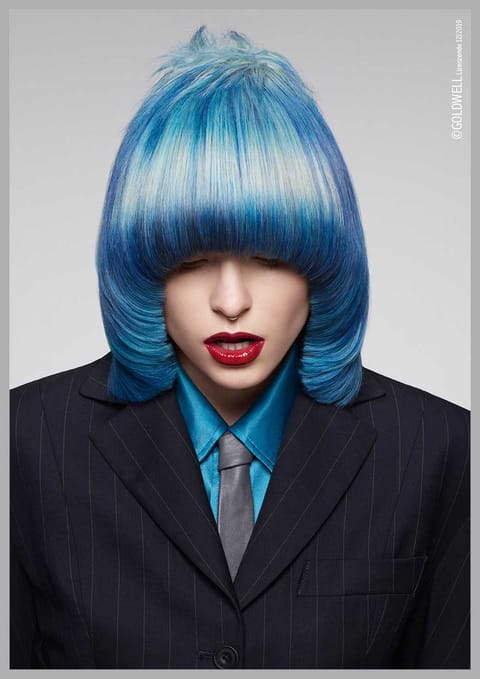 Look aus der Goldwell Color Zoom Kollektion: kinnlanger Bob mit kupferfarbener Nuance